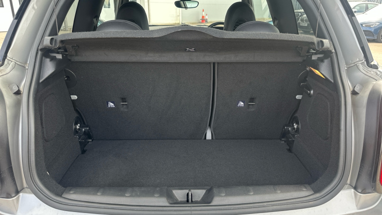 MINI Hatchback 2.0 Cooper S Sport 3dr Auto Petrol Hatchback